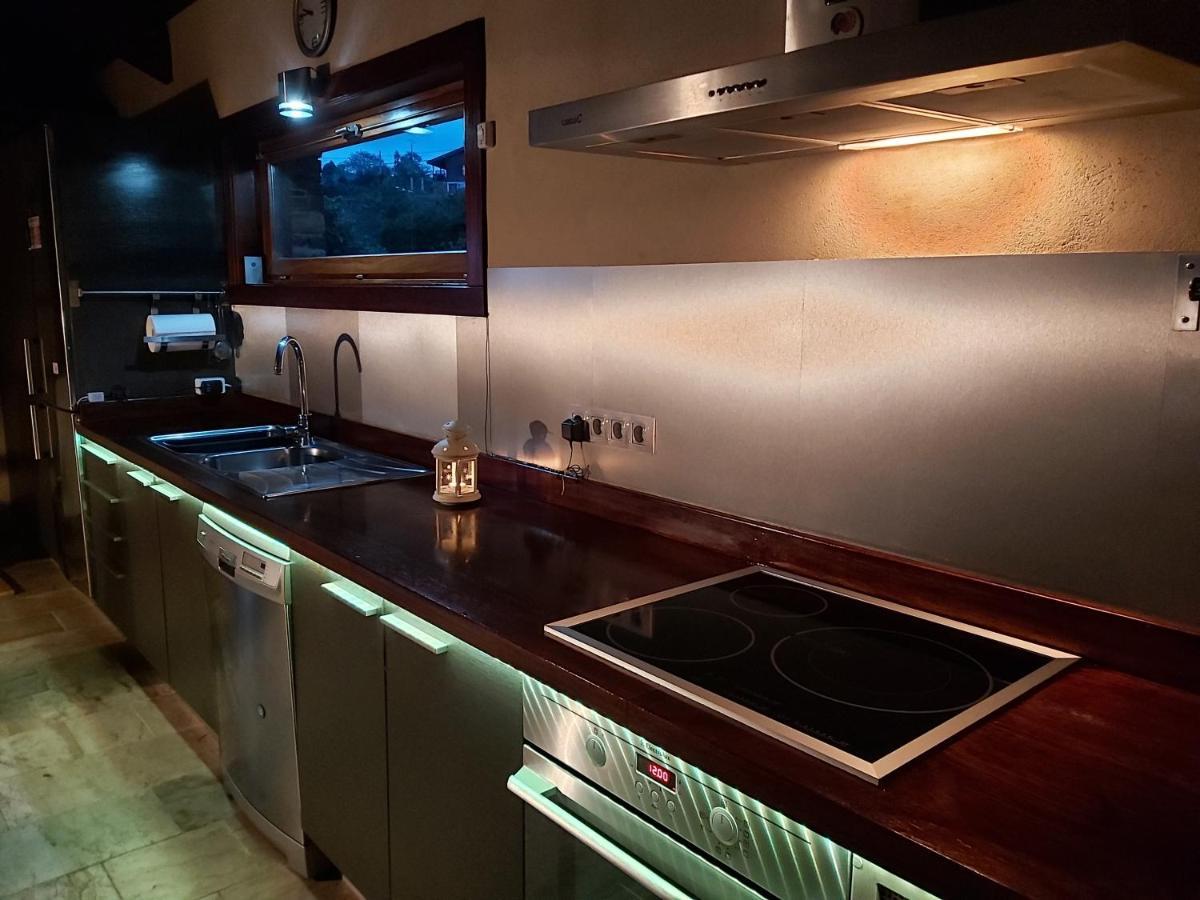 Caseton Do Forno. Lourenza